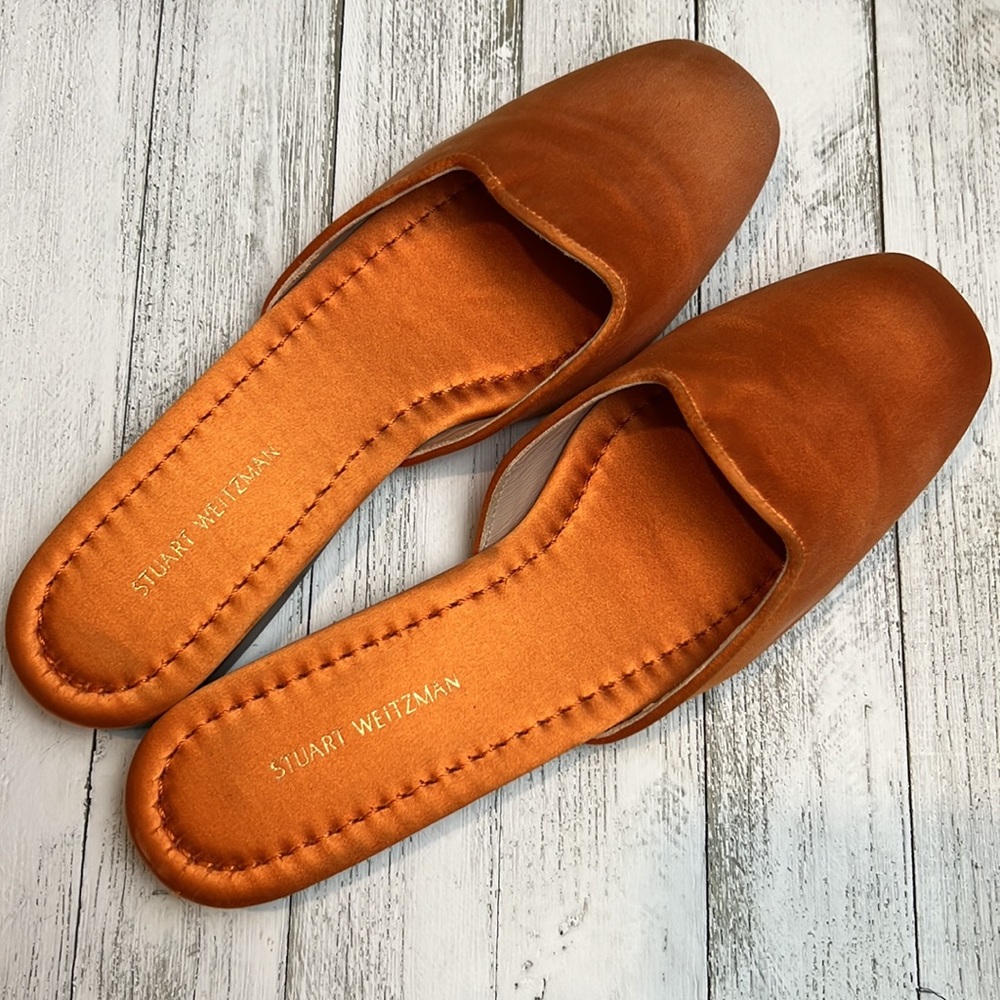Stuart Weitzman Muletown Round Toe Mules Slip On Flat Orange Satin - Picture 2 of 16